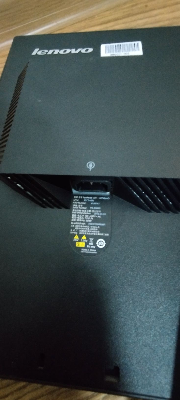 Монитор Lenovo ThinkVision