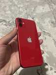 iPhone 11 красный в идеальном состоянии