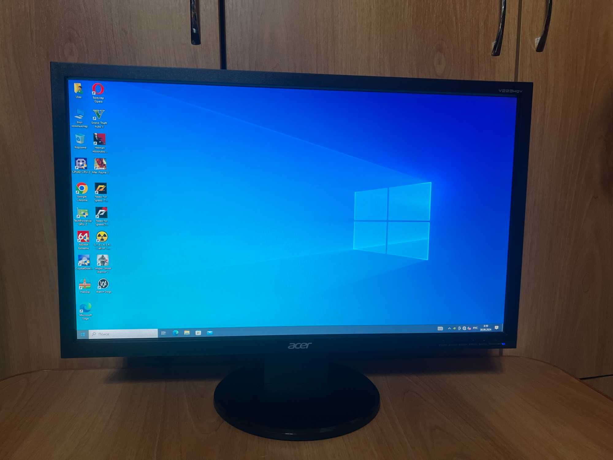 Продам монитор Acer в отличном состоянии (75Гц, 5мс, 1920 на 1080).