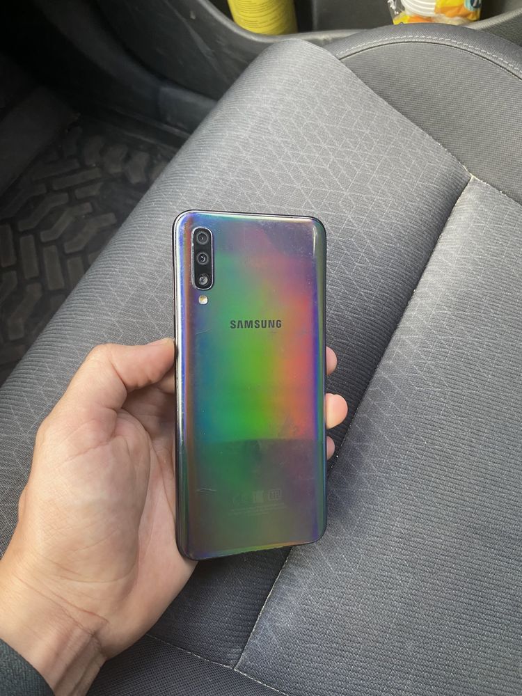 Samsung A50 идеальный  состояние
