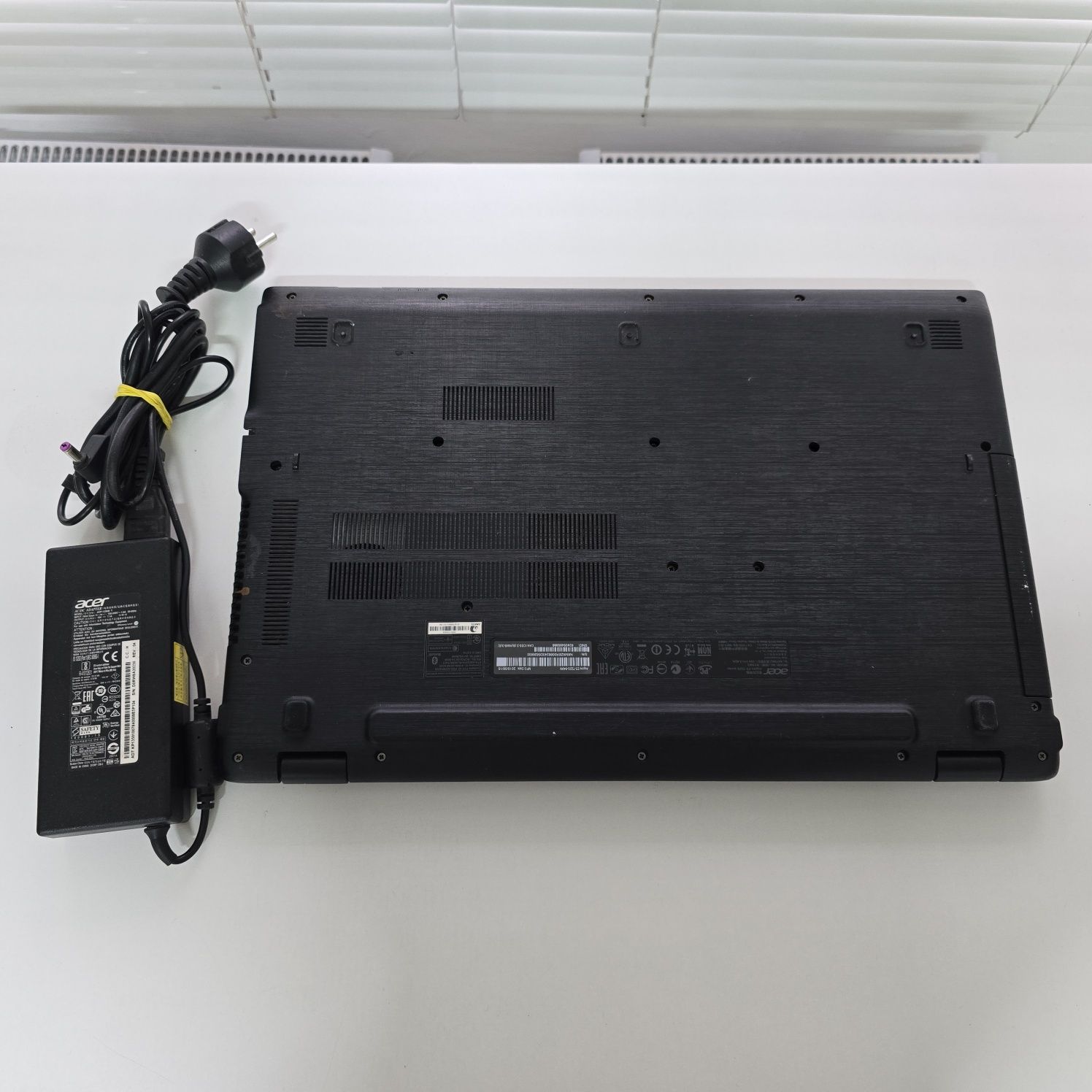 Ноутбук Acer Aspire E5