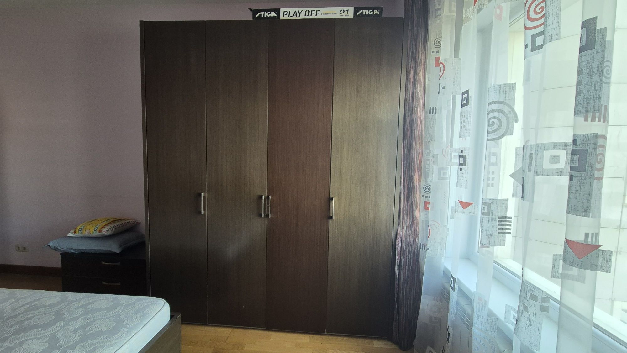 Продам спальный гарнитур