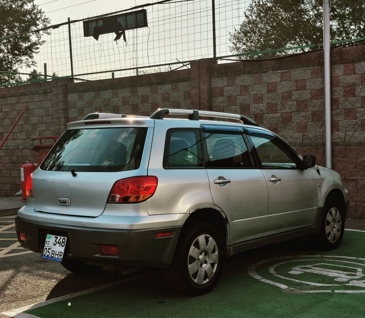 Авто в рассрочку Mitsubishi outlander