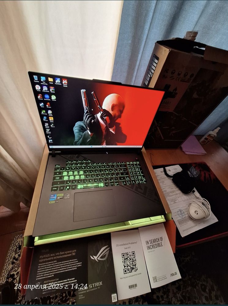 Продается ноутбук почти новая Asus rog strix g1814JV