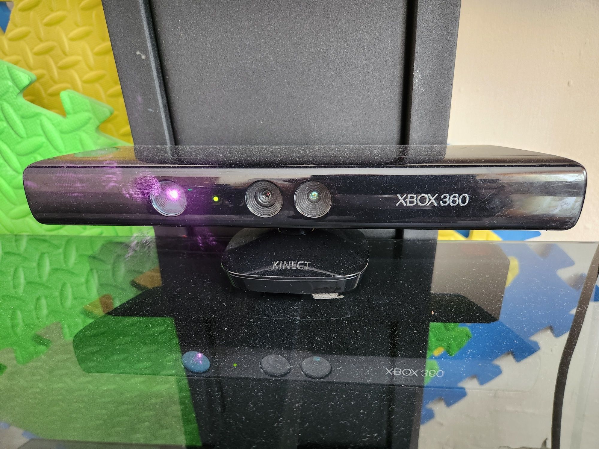 Xbox 360, kinect+диск игровой + 160 игр закаченных, цена договорная