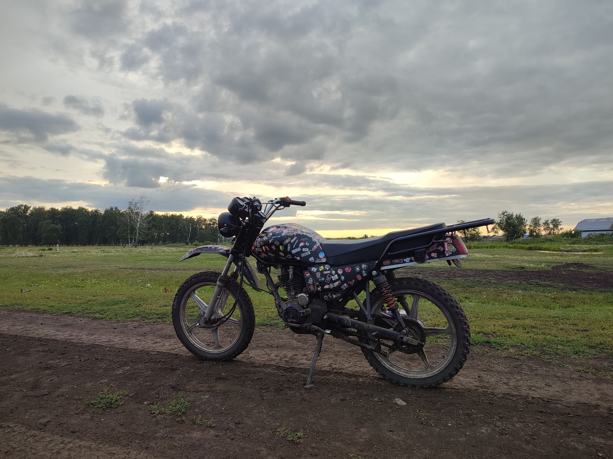 Продам мотоцикл YAQI 200