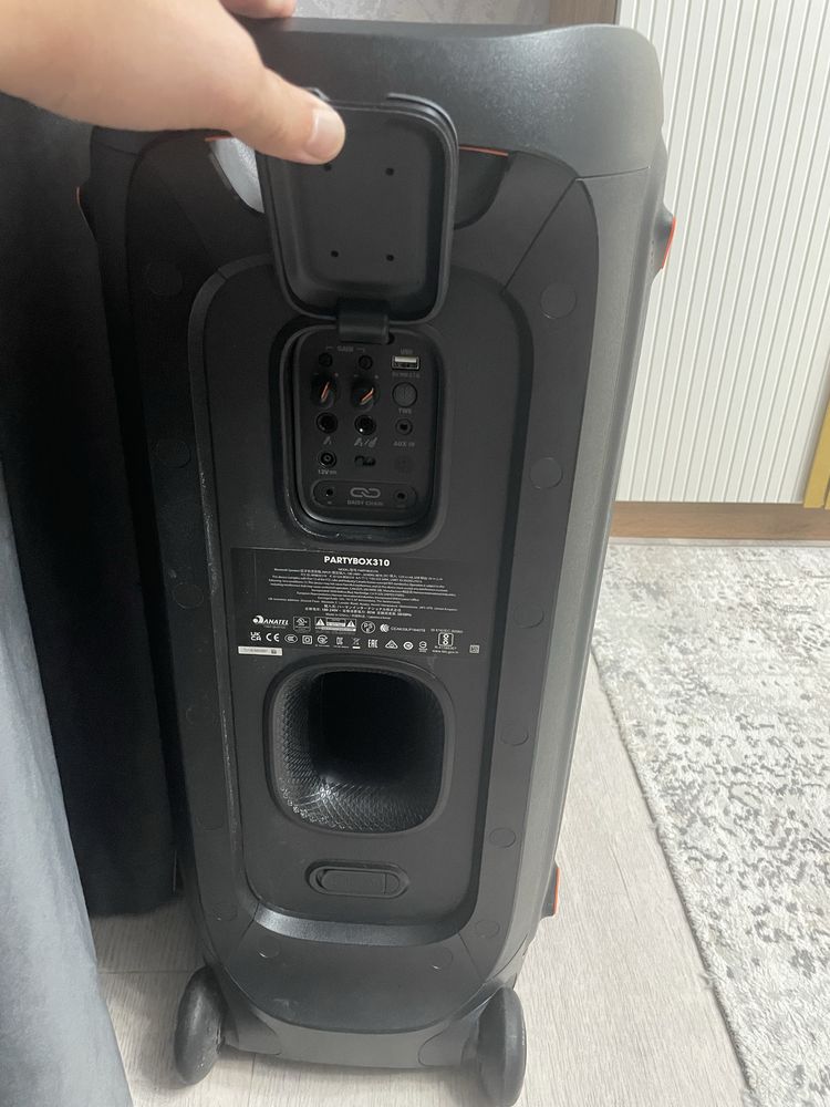 Портативная колонка JBL 310