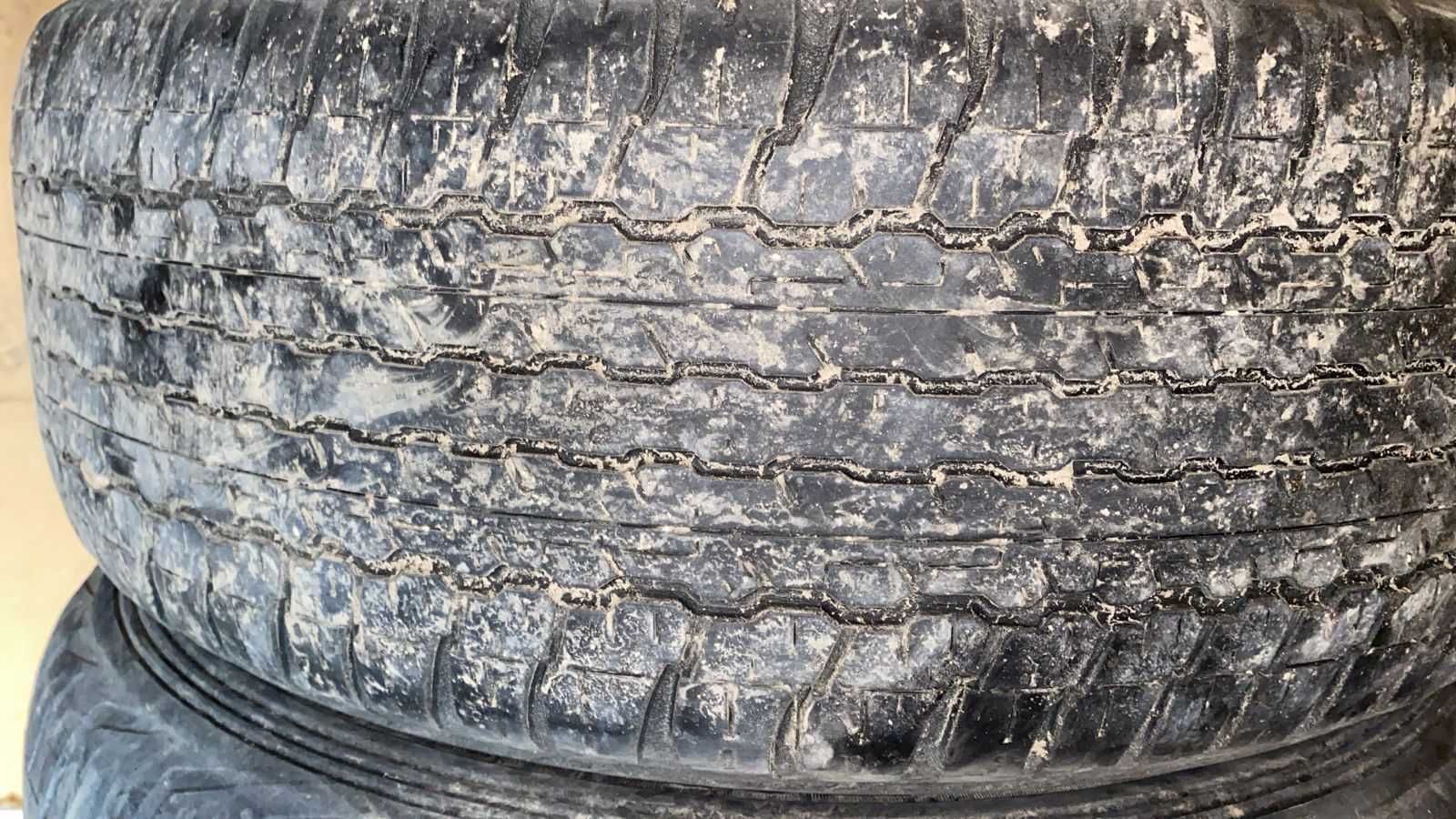 5шт Шин DUNLOP AT22 на TOYOTA PRADO 265/60/18