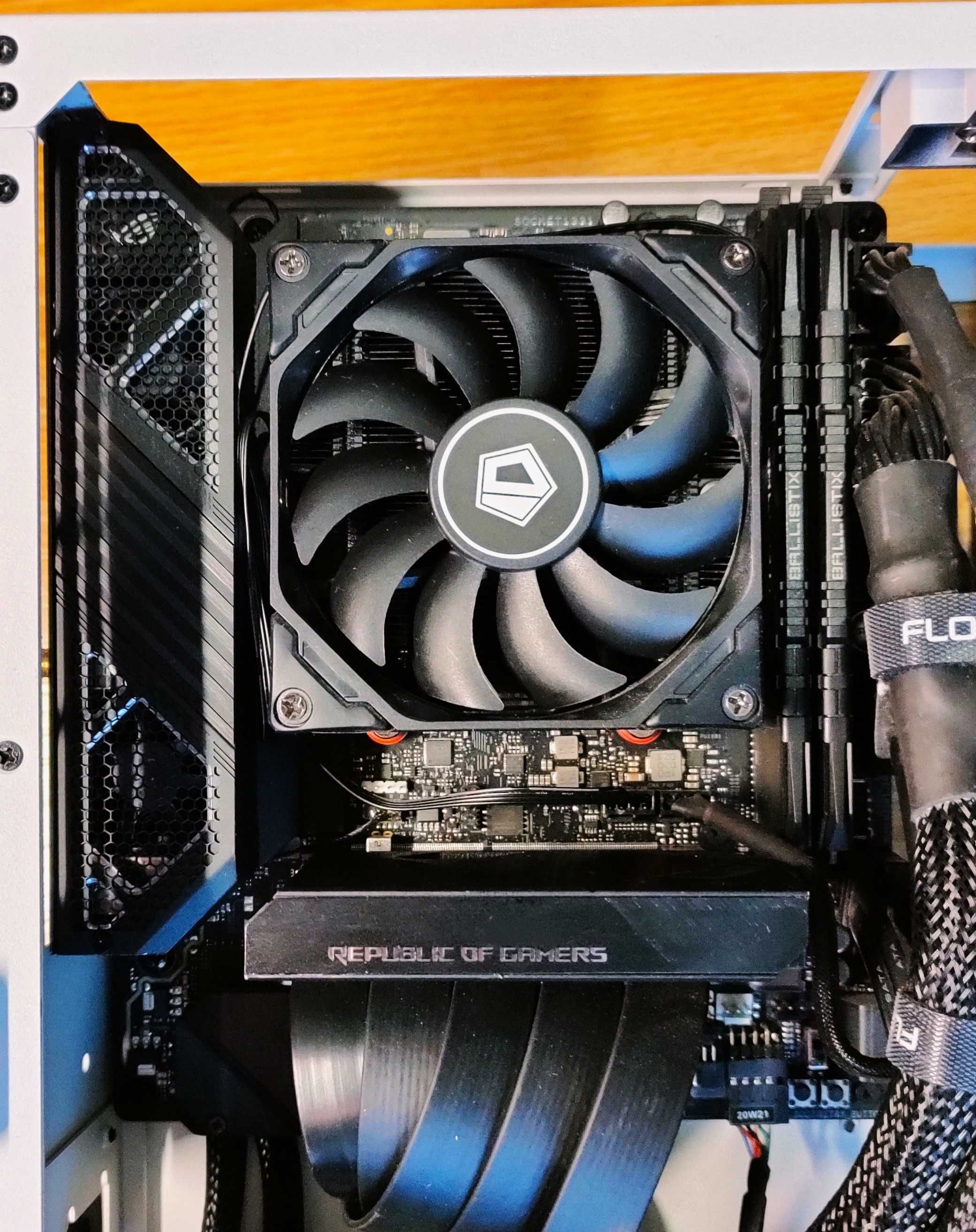 Материнская плата Asus ROG x570 Crosshair VIII Impact AM 4