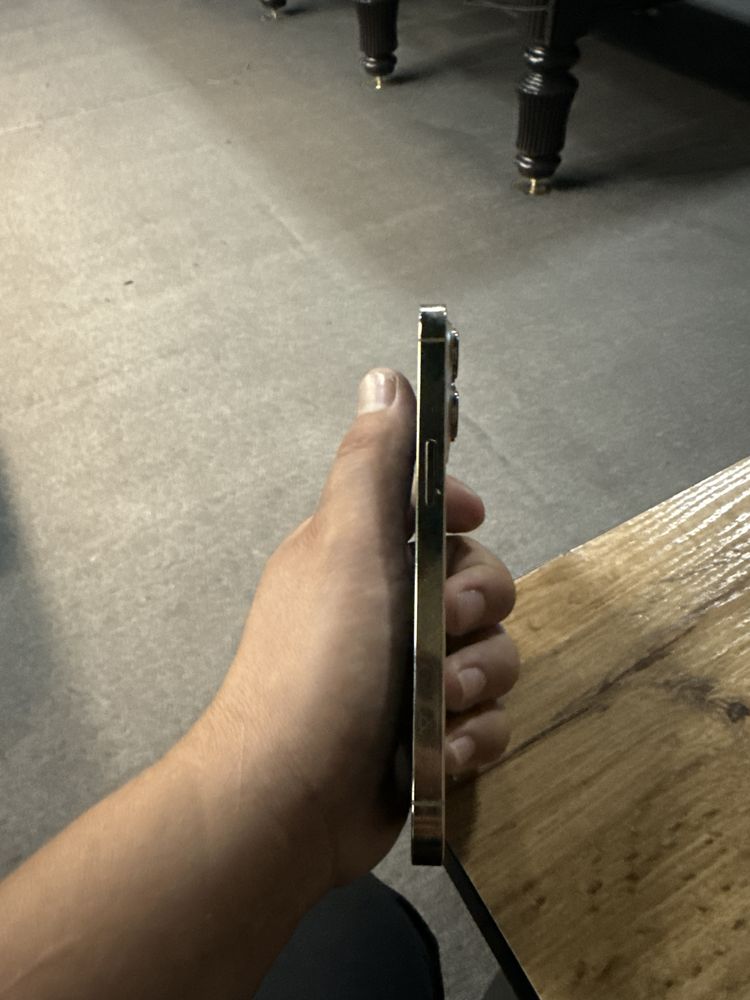 Iphone 13 pro золотистый