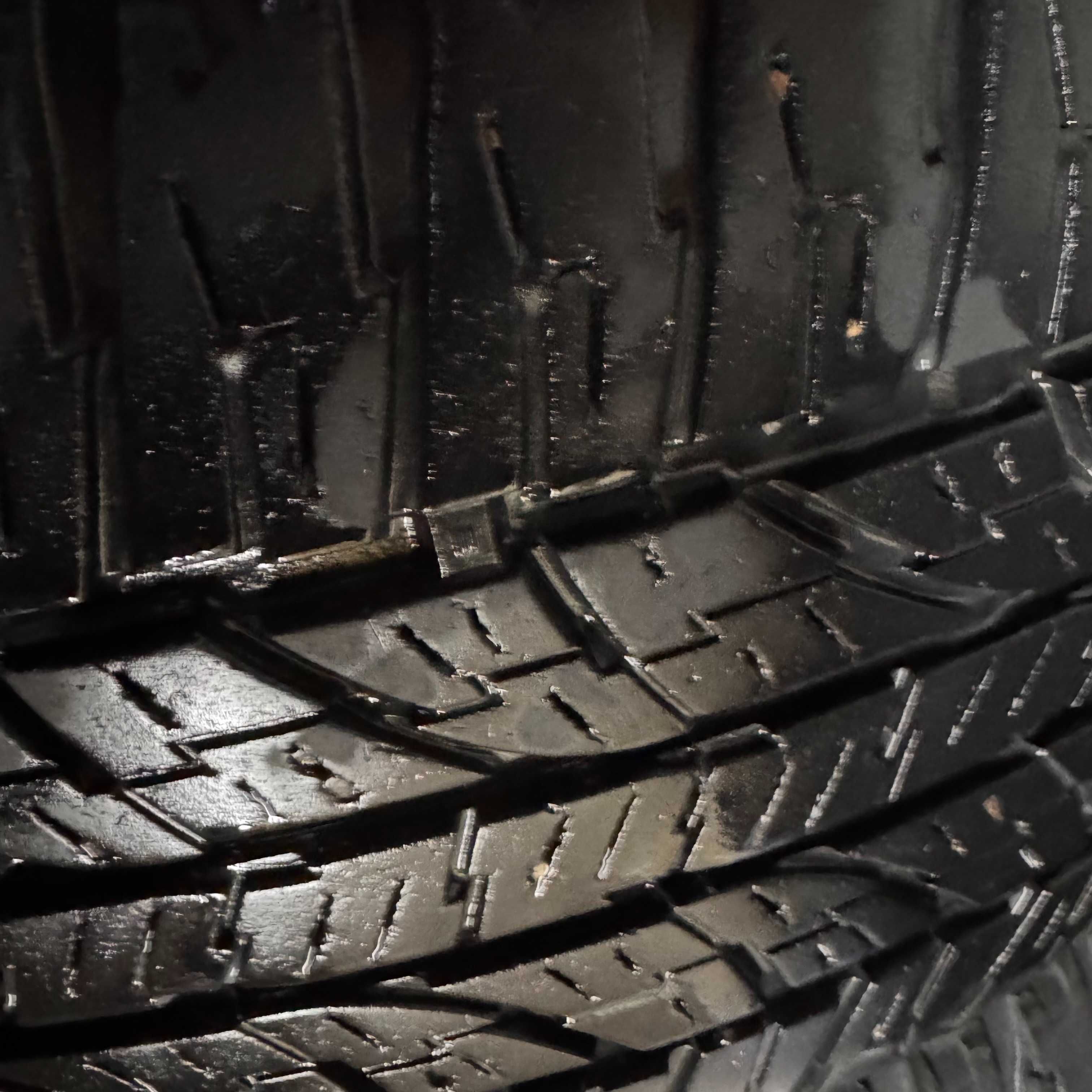 Резина б/у Yokogama Geolandar G015 265/65R17