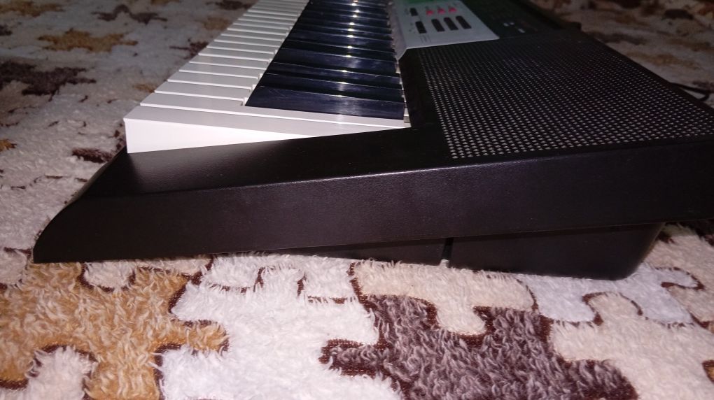 Casio CTK-1500 качественный синтезатор для любителей музыки