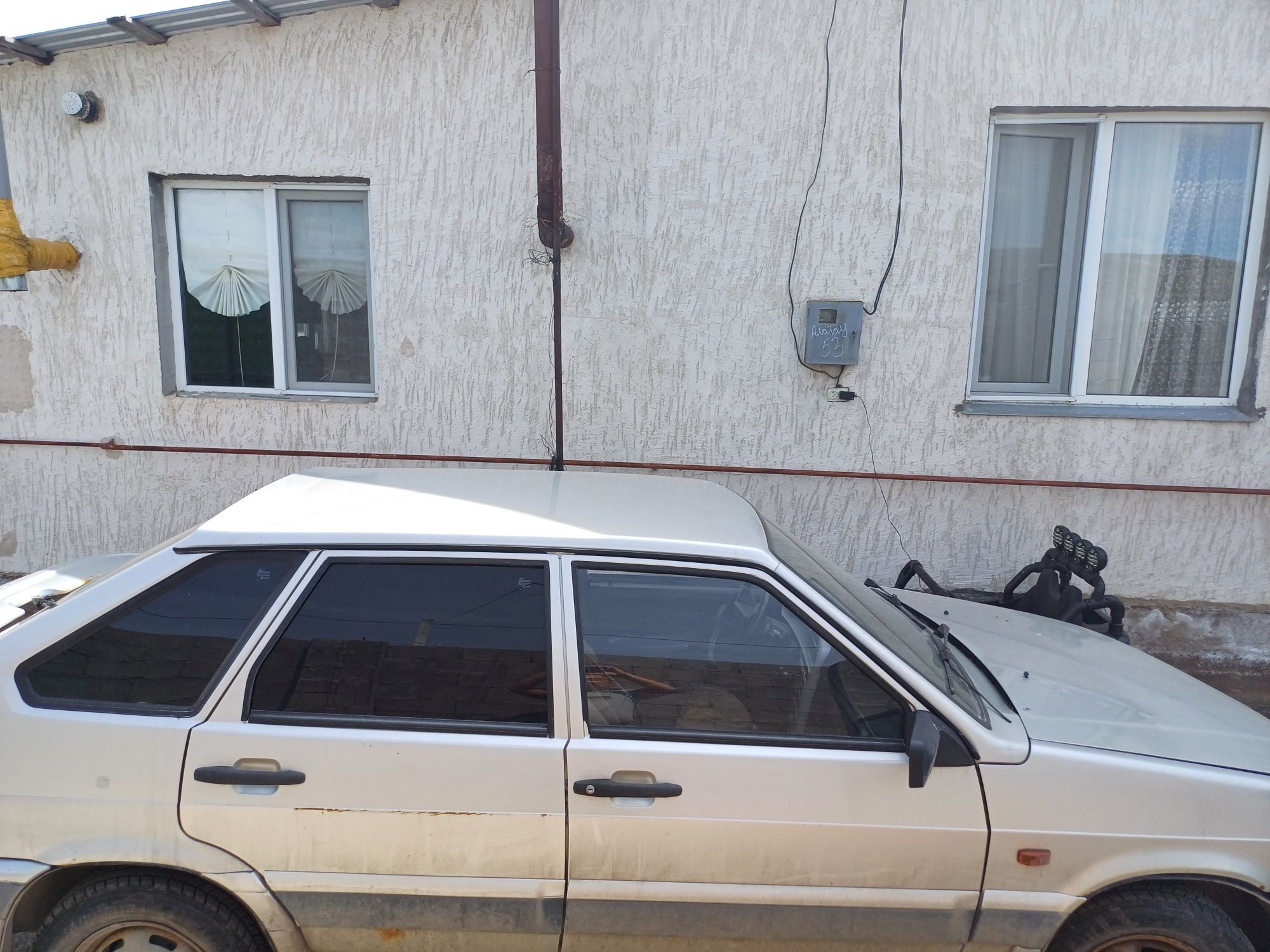 Автомобиль ваз 2114