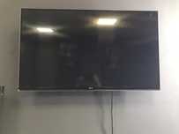 Телевизор lg в хорошем состоянии