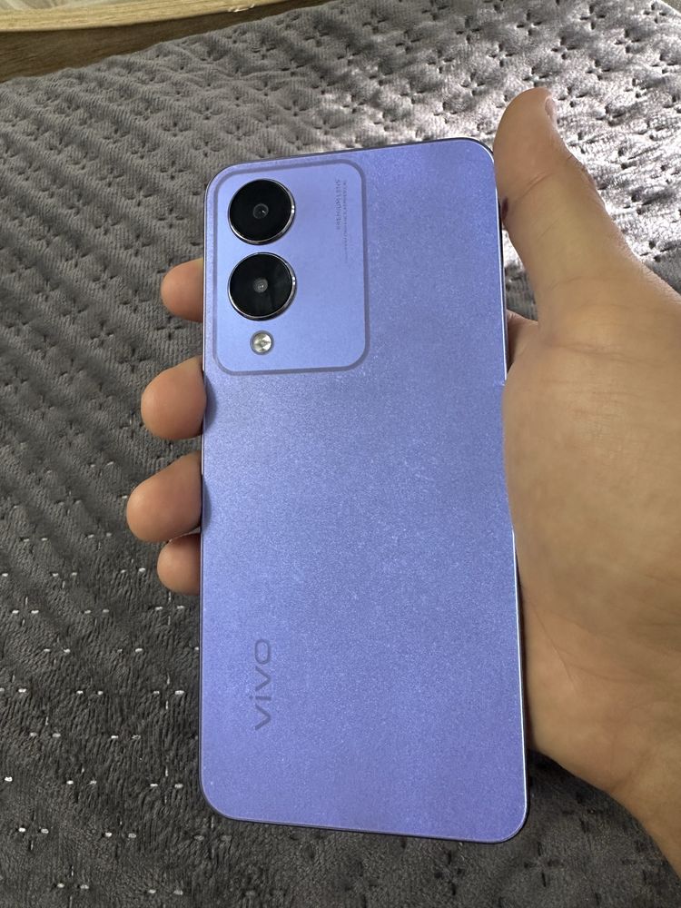 Продам Vivo 17s в отличном состоянии