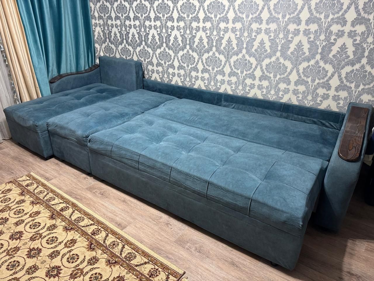 Продам диван в хорошем состоянии