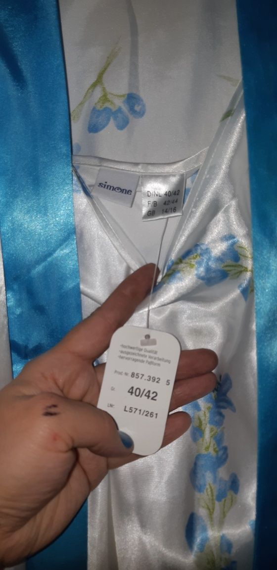 Пеньюар и халат р. 44,46 бомбер куртка ветровка