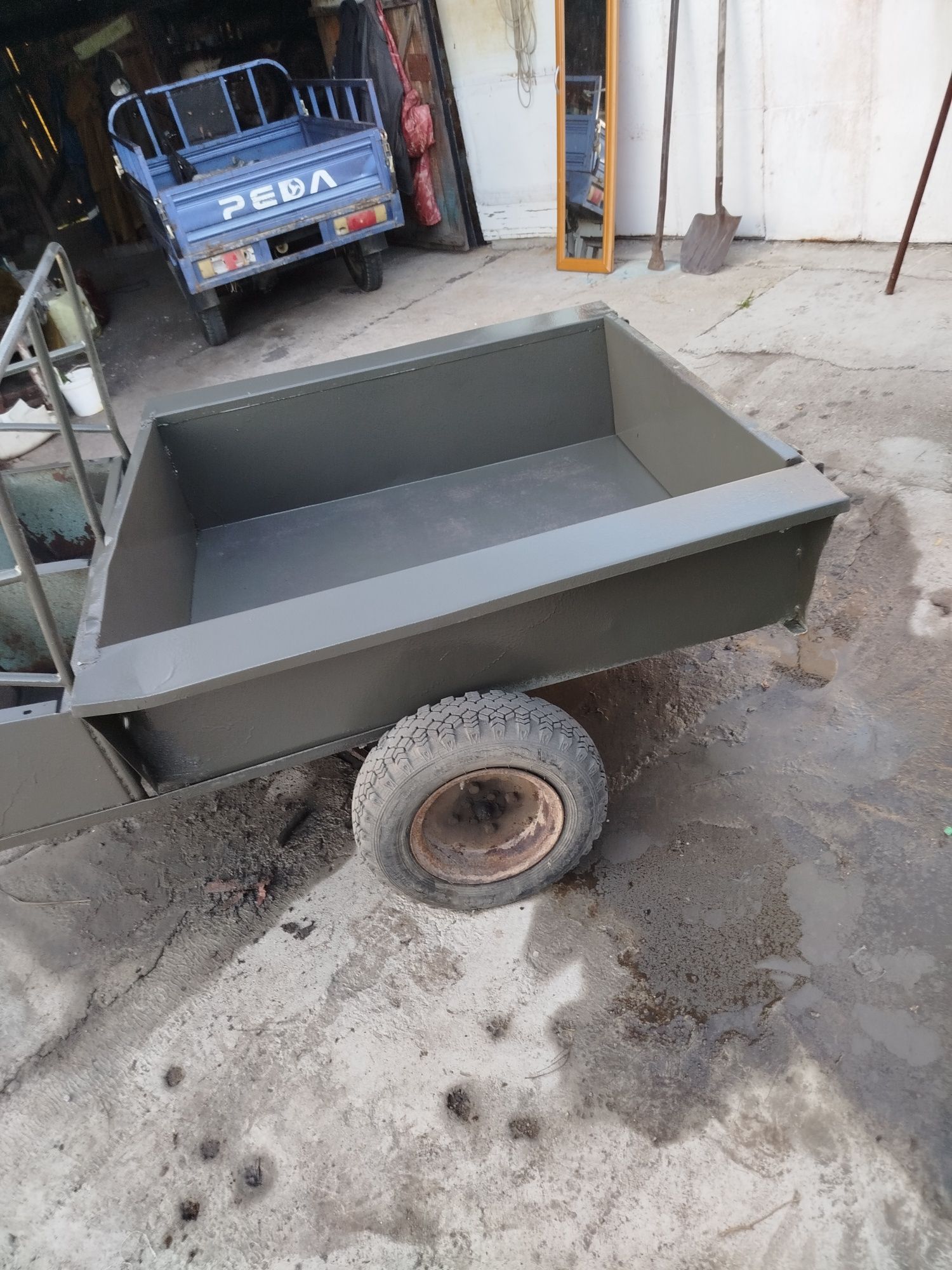 Продам прицеп самосвал.