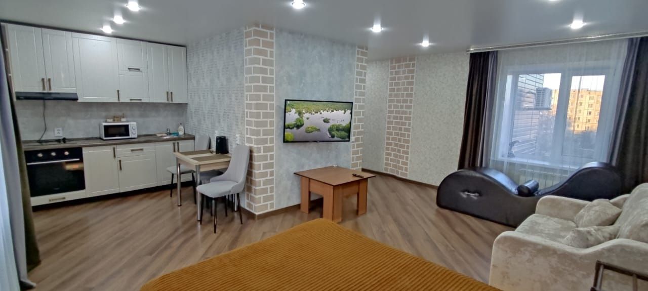 Квартира с кондиционером класса*VIP*, в центре.