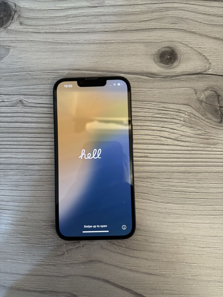 iPhon  13