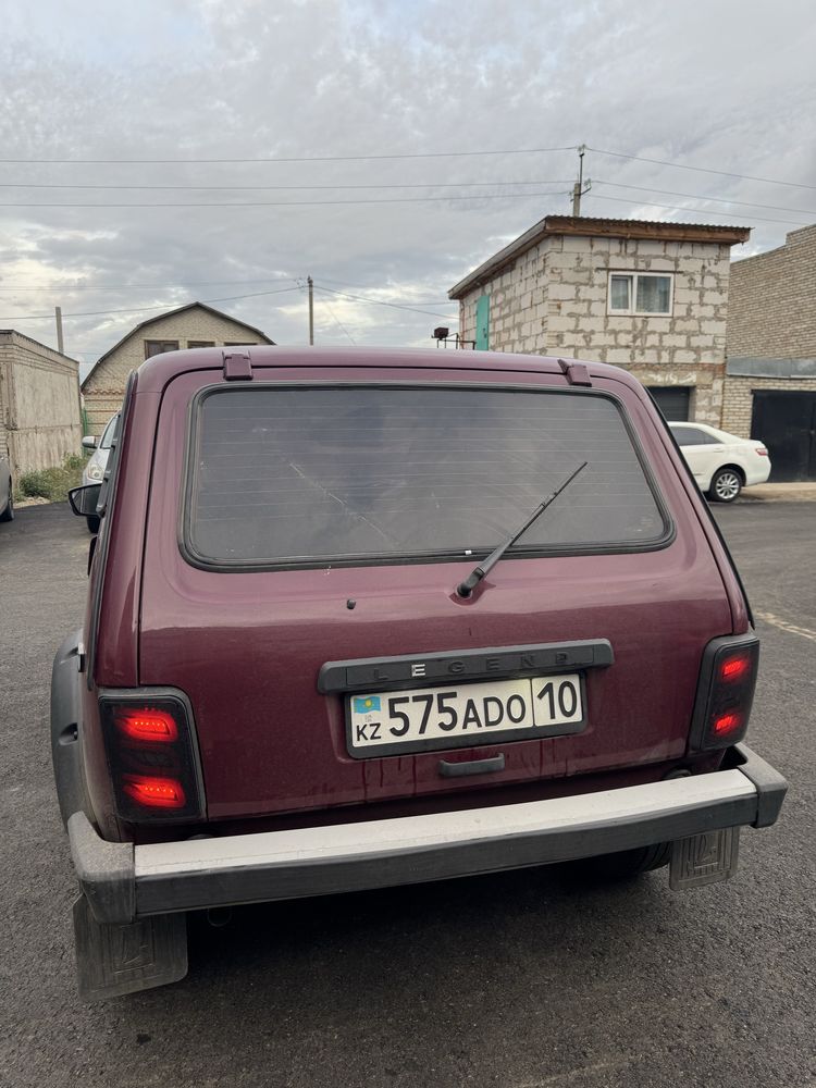 Продам ниву 212113, 2004г