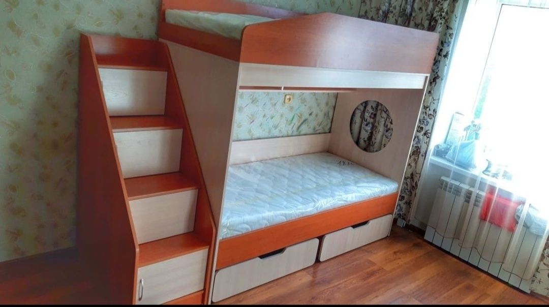 Продам детскую кровать