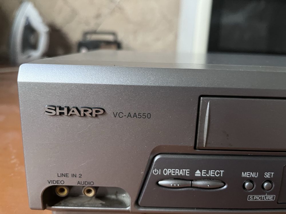 Видеомагнитафон Sharp, Japan