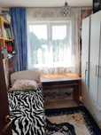 Продам 4-комнатную квартиру в центре