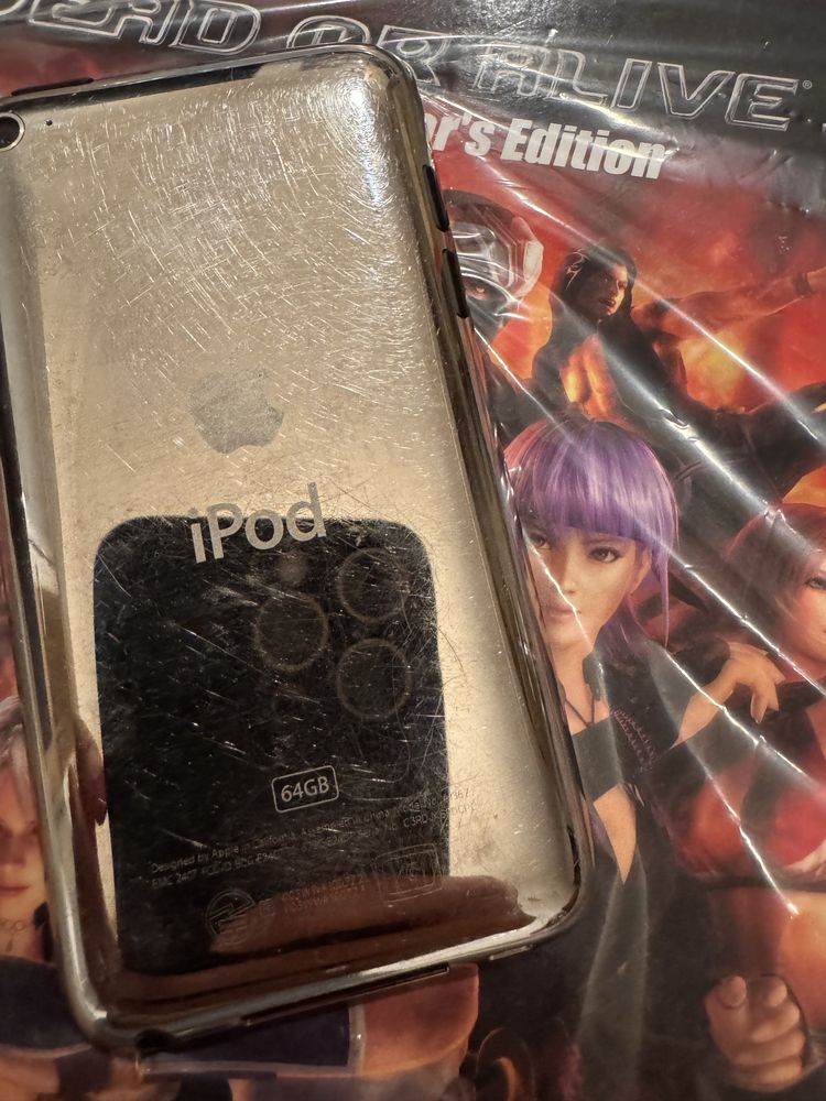 Продам iPod Touch 4G 64GB