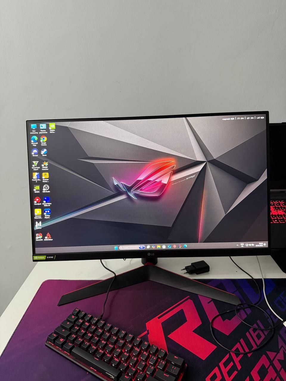 LG 27" 2K HDR10 монитор — идеально для игр и работы!