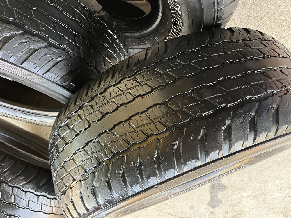 Продам бу шины Yokohama Geolandar