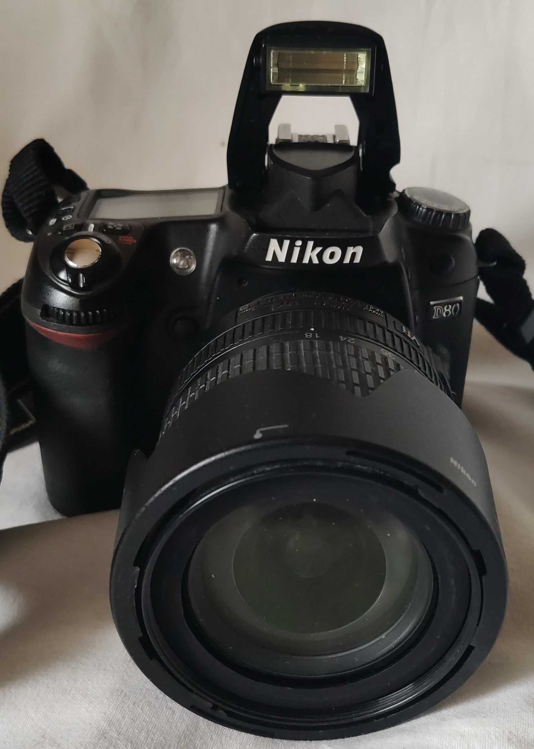 NIKON D80 в полном комплекте