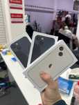 iPhone 13 с гарантией