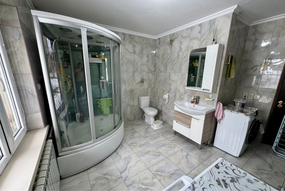 Срочно продам 5ти комнатную квартиру
