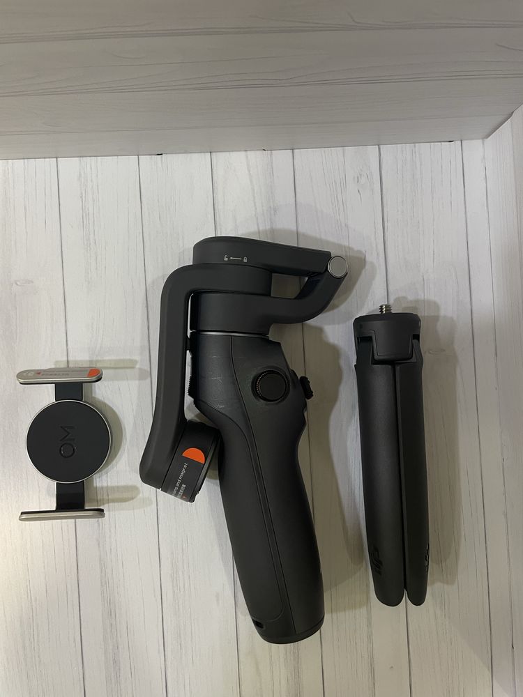 Стабилизатор DJI OSMO MOBILE 6
