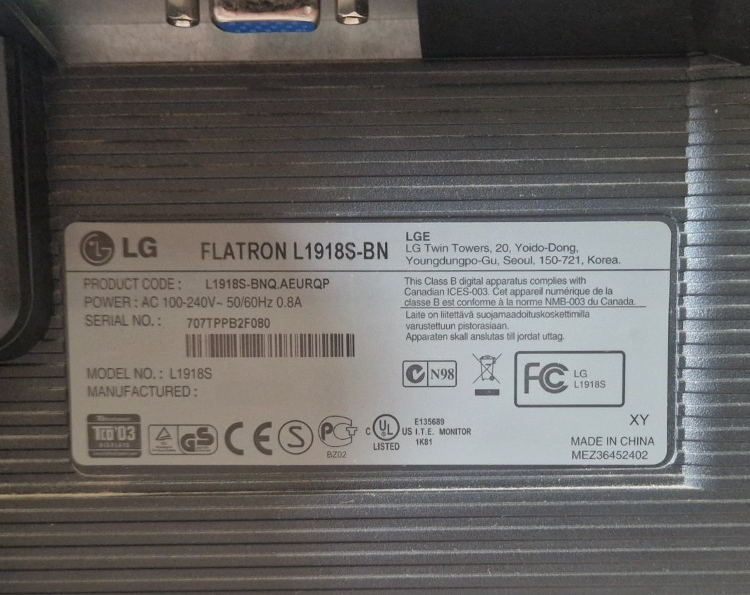 Монитор LG FLATRON L1918S