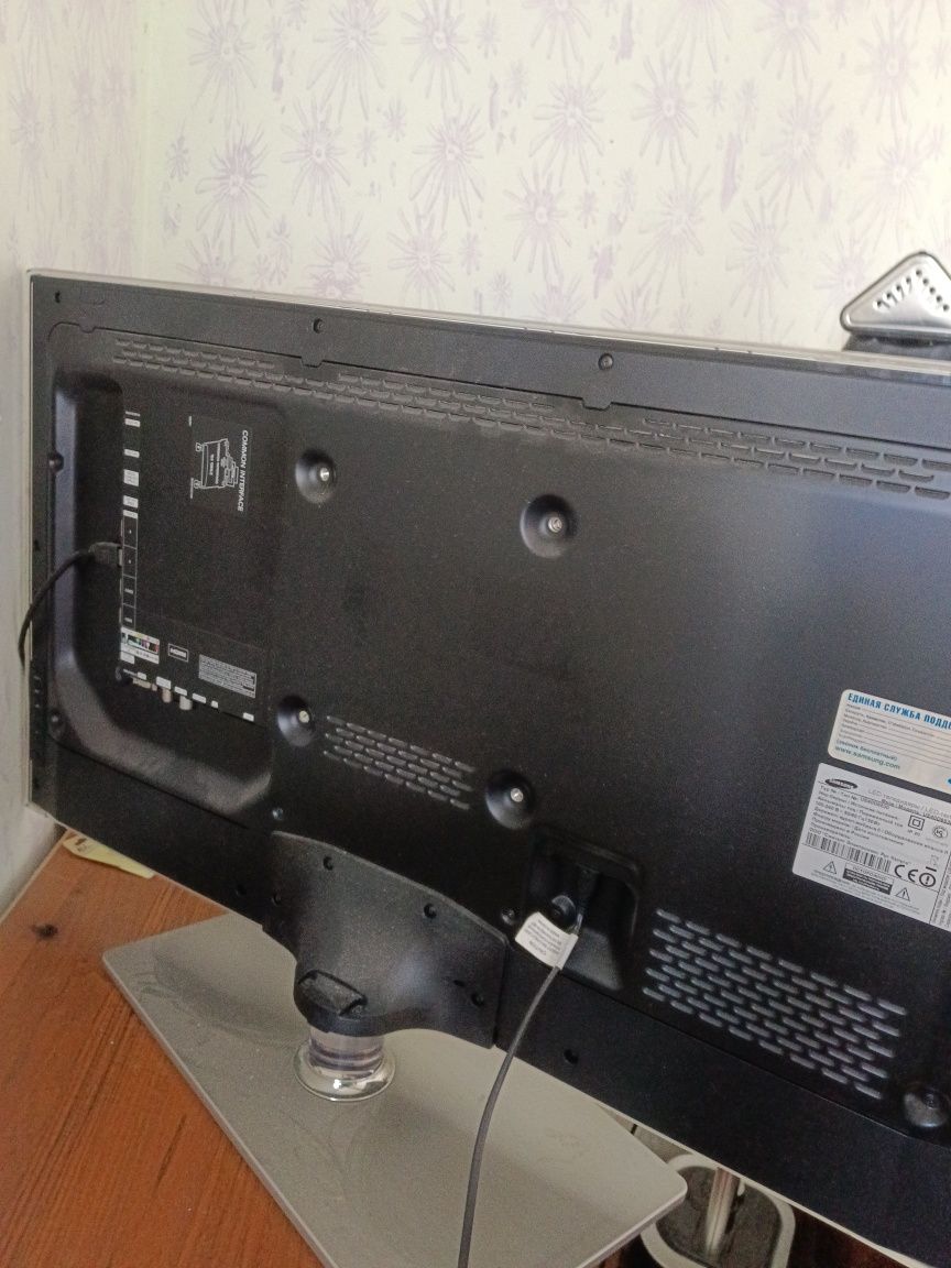 Телевизор продам