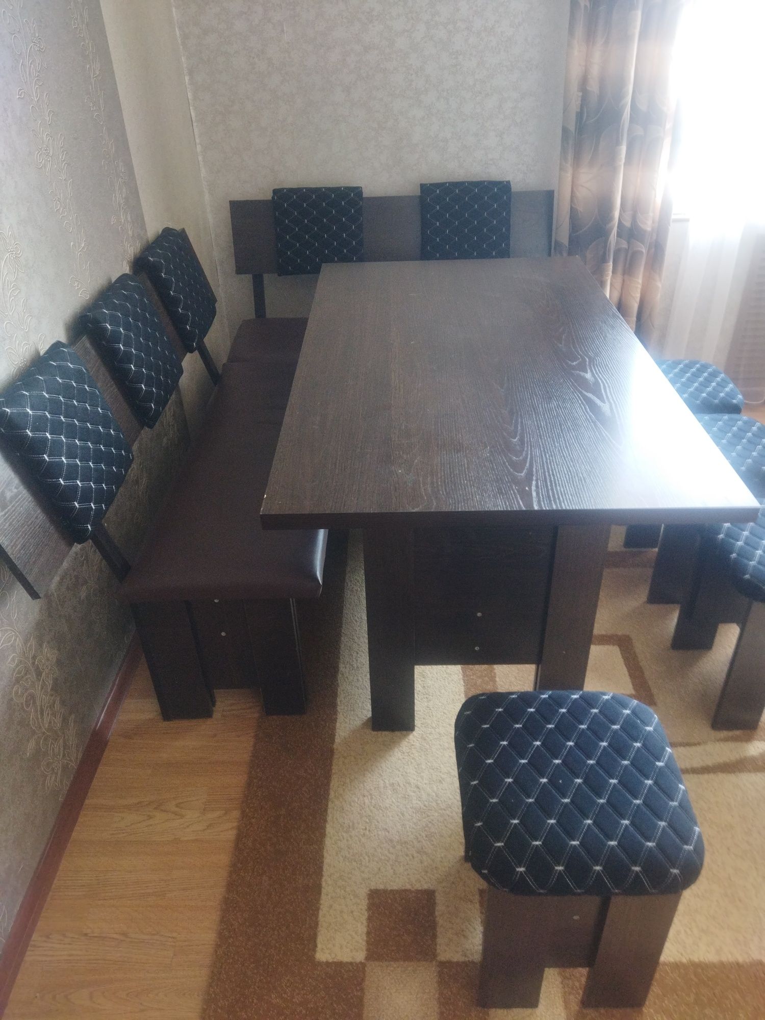 Продам кухонный уголок