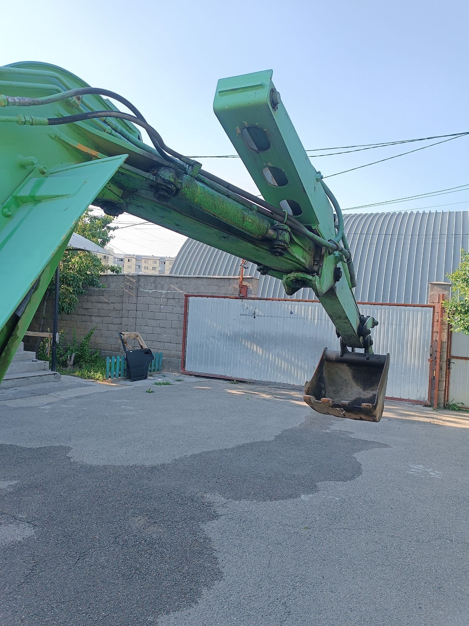 Миниэкскаватор YANMAR
