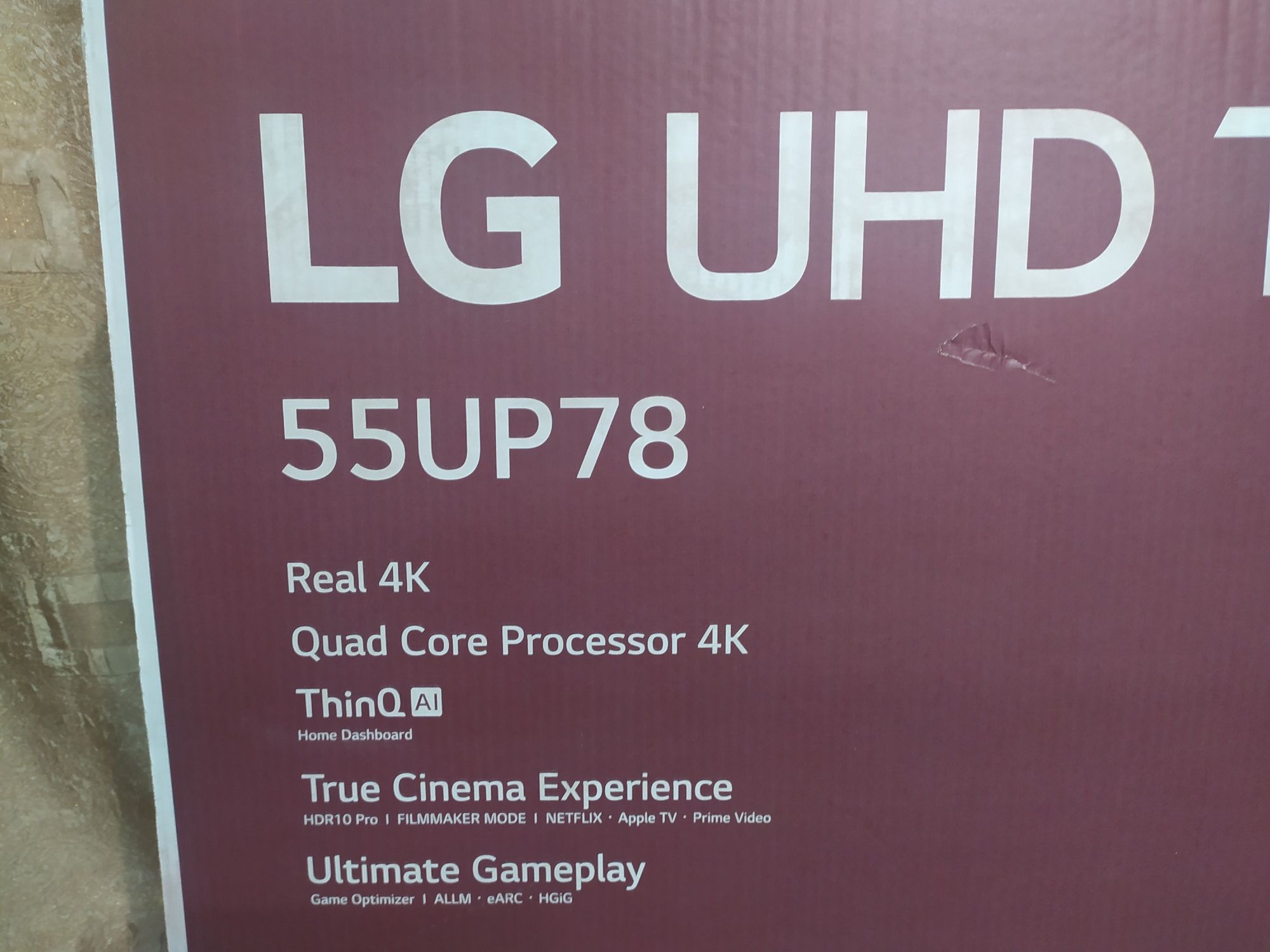Телевизор LG 55UP78 140 см