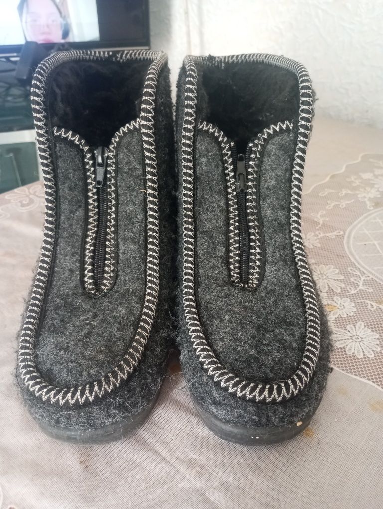 Продам бурочки.теплые.