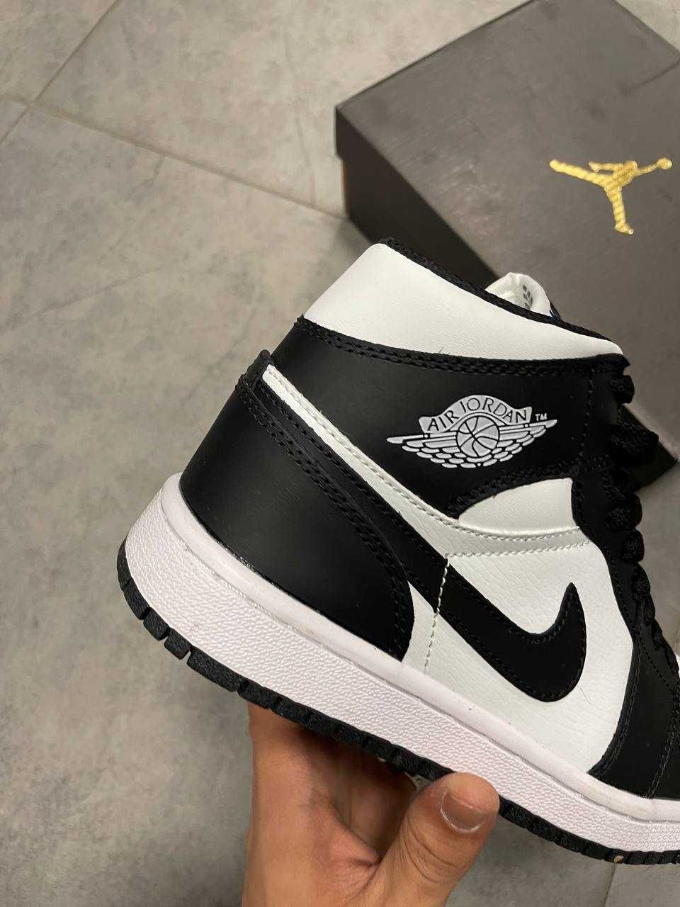 Nike Air Jordan I 76