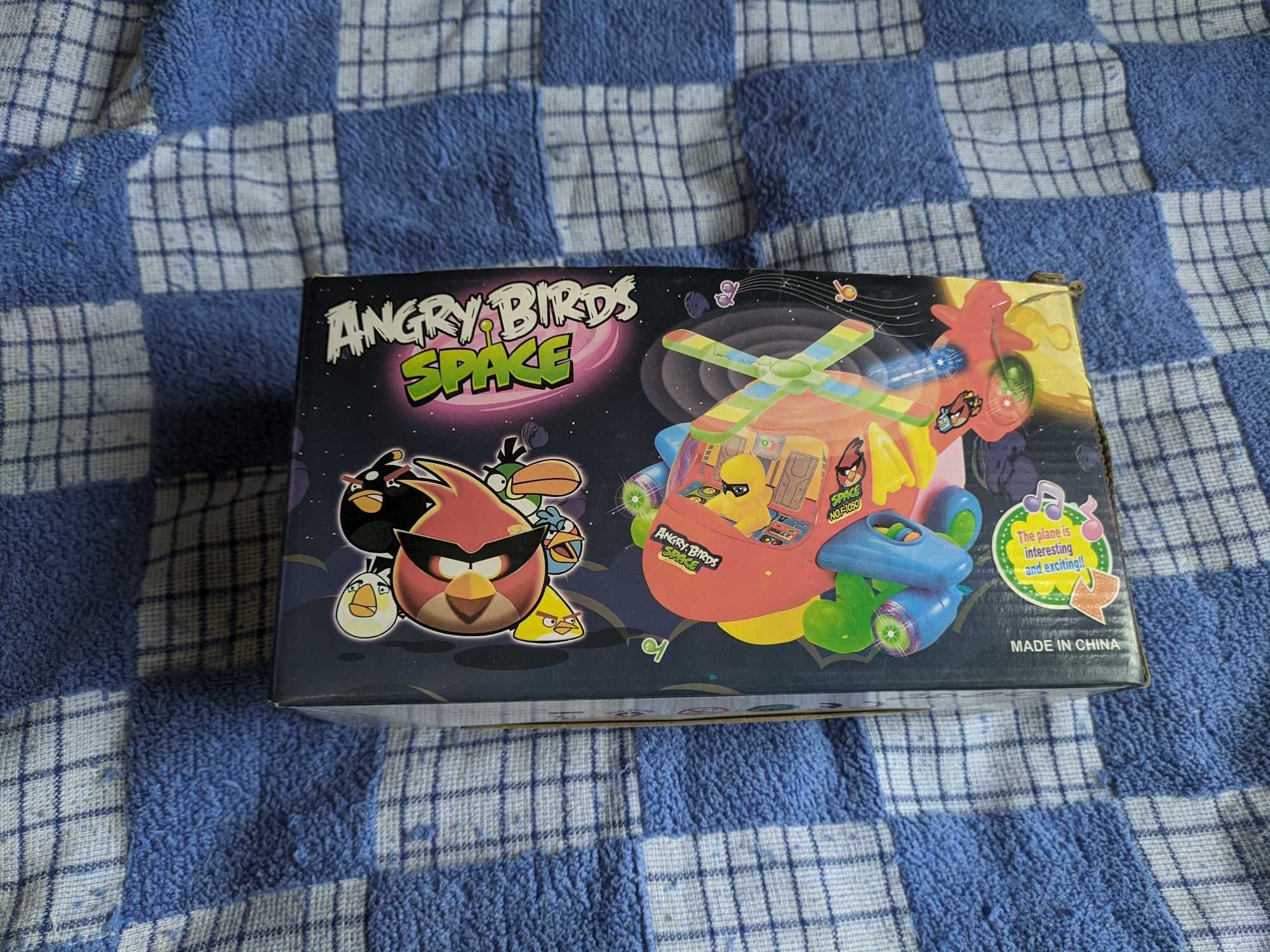 Игрушечный вертолет Angry Birds на батарейках подарок ребенку