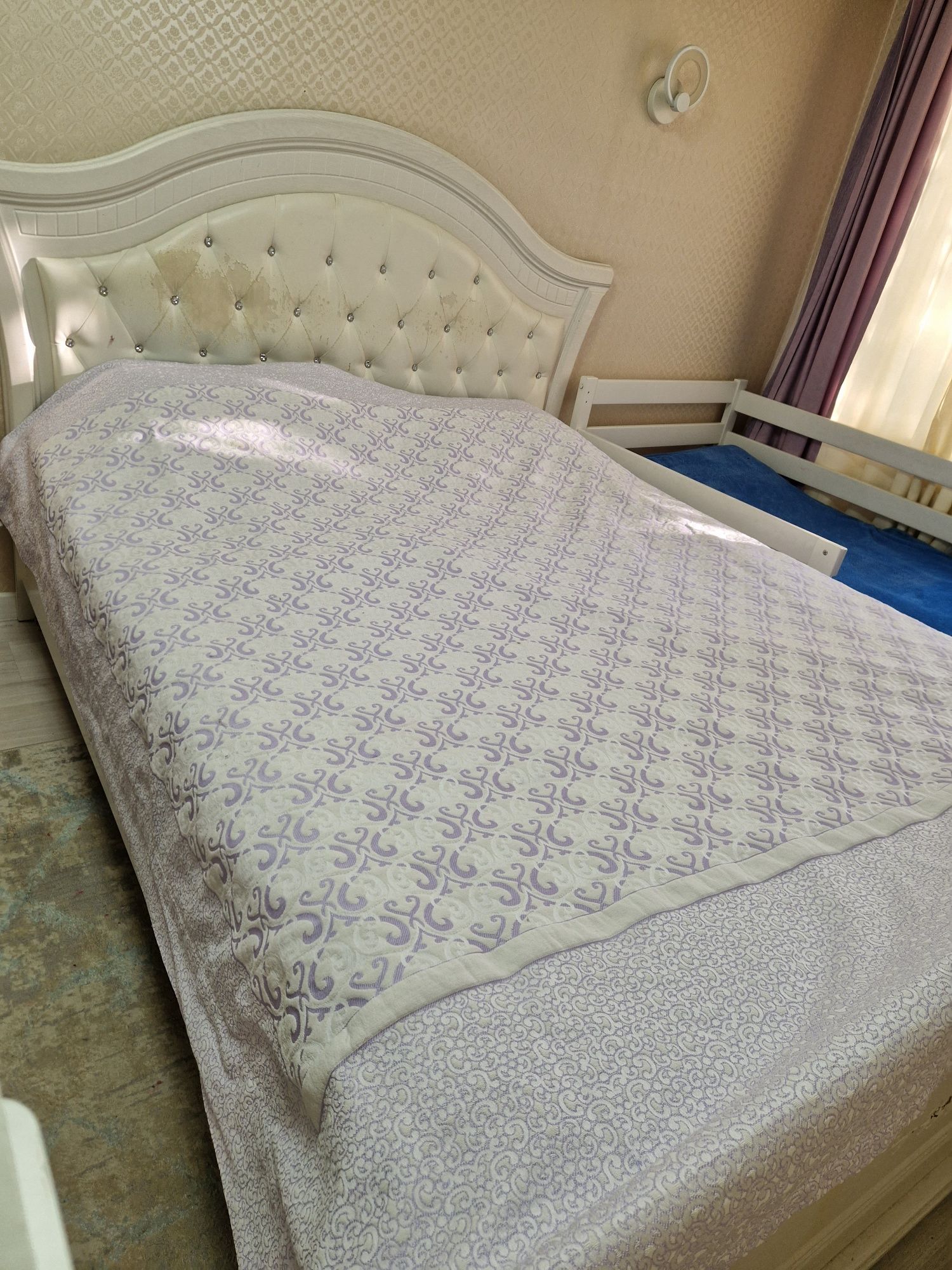 Продам кровать двуспальную
