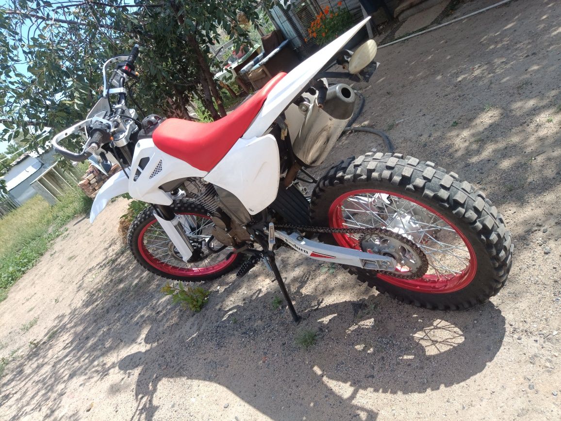 Продам Эндуро Р5