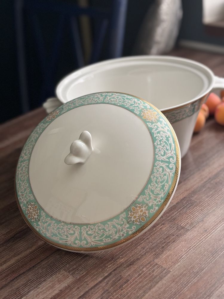 Супница, столовая, новая