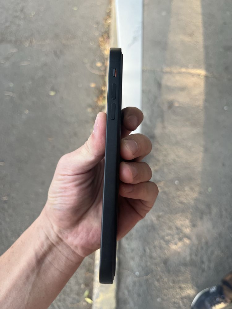 iphone xr в корпусе 16