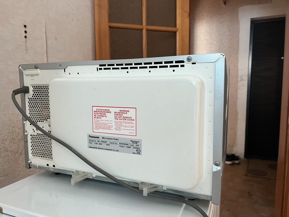 Продам  микровольновку  Panasonic