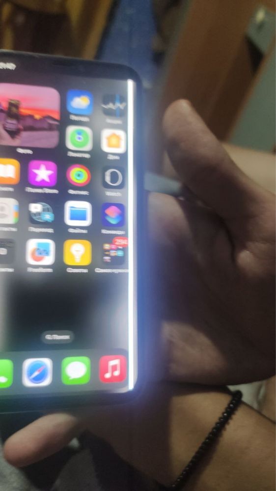 Iphone x  в хорошем состояние 256гб акб 75%