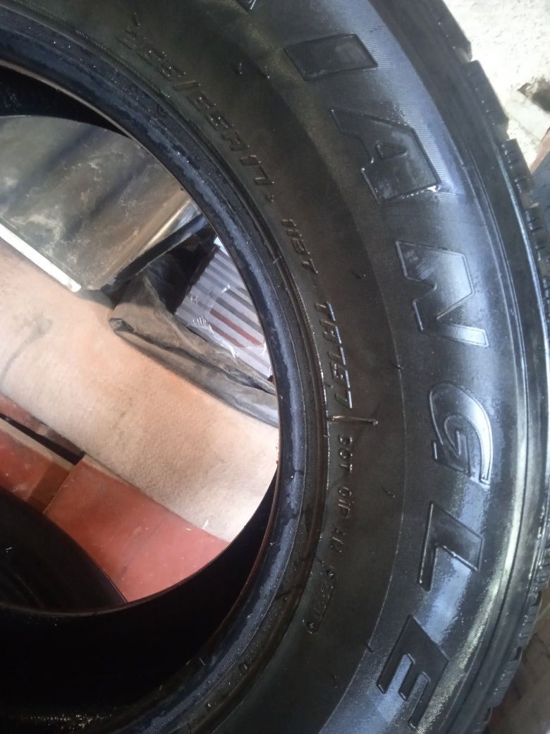 Комплект всесезонной резины 265/65R17